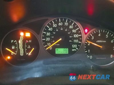 Zdjęcie 9 z 12 samochodu: 2002 SUBARU IMPREZA RS VIN:JF1GD67552H502259 - miniatura