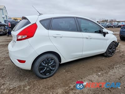 Trzecie zdjęcie samochodu z tyłu: 2013 FORD FIESTA SE VIN:3FADP4EJ3DM216696 - miniatura