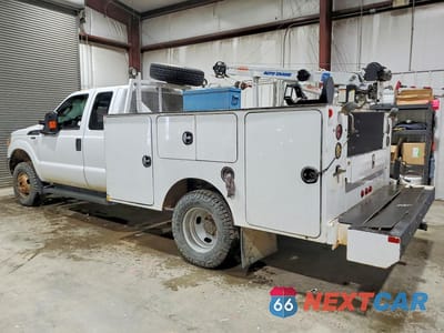 Drugie zdjęcie samochodu z przodu: 2013 FORD F350 SUPER DUTY UTILITY / SERVICE TRUCK VIN:1FD8X3H64DEB31011 - miniatura