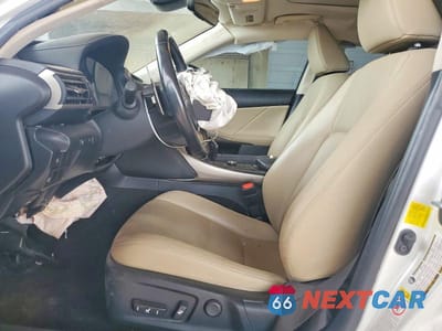 Zdjęcie 7 z 12 samochodu: 2017 LEXUS IS 300 VIN:JTHCM1D23H5020257 - miniatura