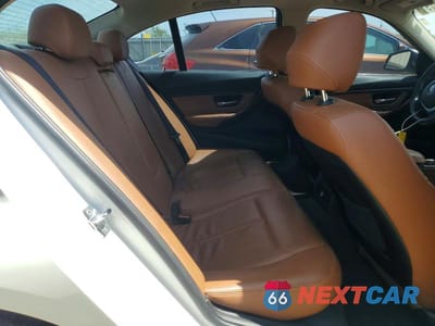 Zdjęcie 10 z 12 samochodu: 2012 BMW 328 I VIN:WBA3A5C56CF345157 - miniatura