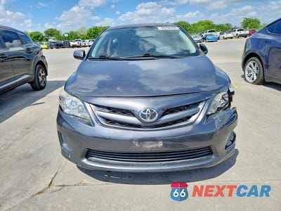 Piąte zdjęcie samochodu w środku: 2011 TOYOTA COROLLA LE VIN:JTDBU4EE4B9154718 - miniatura