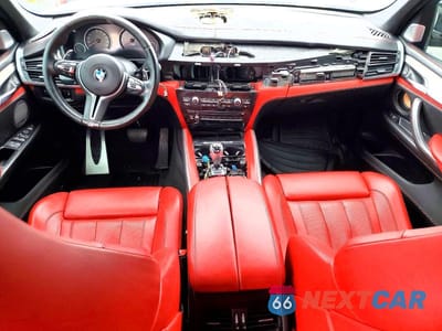 Zdjęcie 8 z 13 samochodu: 2017 BMW X5 M VIN:5YMKT6C35H0U39318 - miniatura