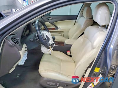 Zdjęcie 7 z 13 samochodu: 2013 LEXUS IS 250 VIN:JTHBF5C27D5187889 - miniatura