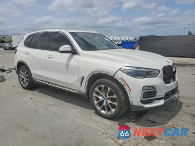 Czwarte zdjęcie samochodu z boku: 2021 BMW X5 SDRIVE 40I VIN:5UXCR4C00M9F17887 - miniatura