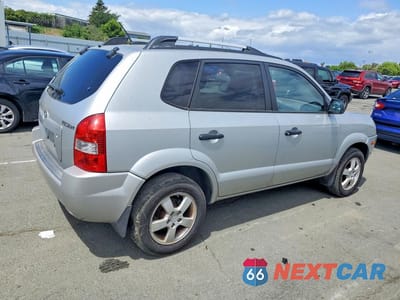 Trzecie zdjęcie samochodu z tyłu: 2008 HYUNDAI TUCSON GLS VIN:KM8JM12B98U893556 - miniatura