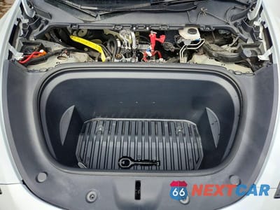 Zdjęcie 12 z 14 samochodu: 2024 TESLA MODEL Y VIN:7SAYGDEE6RA291855 - miniatura