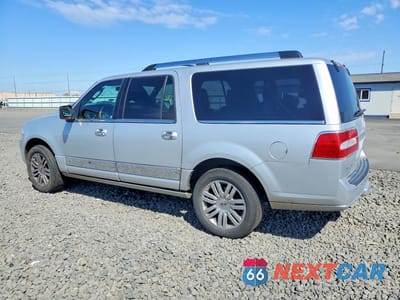 Drugie zdjęcie samochodu z przodu: 2011 LINCOLN NAVIGATOR L VIN:5LMJJ3J57BEJ08076 - miniatura