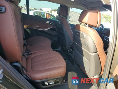 Zdjęcie 11 z 13 samochodu: 2025 BMW X7 XDRIVE40I VIN:5UX23EM08S9X89051 - miniatura