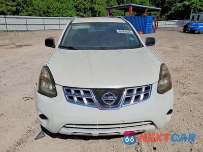 Piąte zdjęcie samochodu w środku: 2014 NISSAN ROGUE SELECT S VIN:JN8AS5MT4EW610301 - miniatura