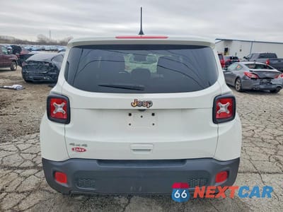 Zdjęcie 6 z 13 samochodu: 2023 JEEP RENEGADE LATITUDE VIN:ZACNJDB18PPP19059 - miniatura
