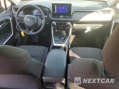Zdjęcie 8 z 13 samochodu: 2025 TOYOTA RAV4 HYBRID XLE VIN:JTMRWRFV0SJ063061 - miniatura