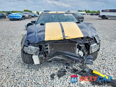 Piąte zdjęcie samochodu w środku: 2014 FORD MUSTANG GT VIN:1ZVBP8CF7E5206992 - miniatura