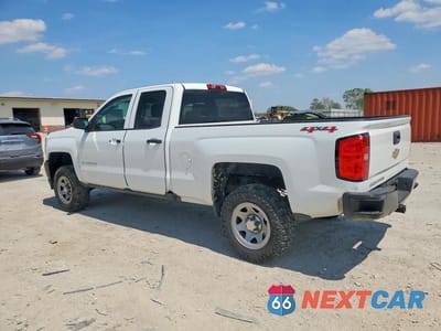 Drugie zdjęcie samochodu z przodu: 2016 CHEVROLET SILVERADO K1500 VIN:1GCVKNEC0GZ355837 - miniatura