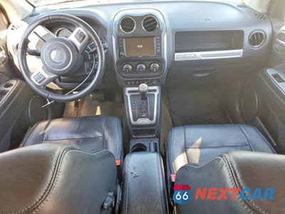 Zdjęcie 8 z 12 samochodu: 2017 JEEP COMPASS LATITUDE VIN:1C4NJDEB7HD125344 - miniatura