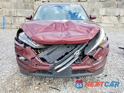 Piąte zdjęcie samochodu w środku: 2018 HYUNDAI TUSCON VIN:KM8J3CA47JU613821 - miniatura