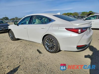 Drugie zdjęcie samochodu z przodu: 2024 LEXUS ES 300H LUXURY VIN:58AEA1C18RU052340 - miniatura