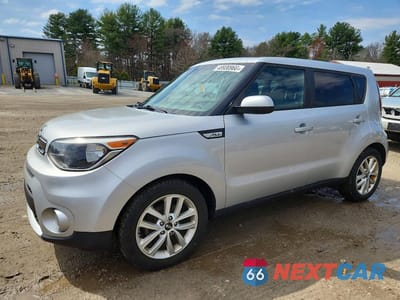 2017 KIA SOUL + KNDJP3A56H7424085 - główne zdjęcie licytacji z USA - miniatura