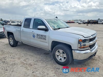 Czwarte zdjęcie samochodu z boku: 2019 CHEVROLET SILVERADO LD C1500 LT VIN:2GCRCPEC9K1162355 - miniatura