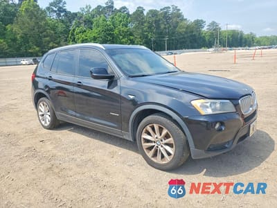 Czwarte zdjęcie samochodu z boku: 2014 BMW X3 XDRIVE28I VIN:5UXWX9C55E0D20005 - miniatura
