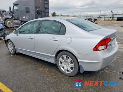 Drugie zdjęcie samochodu z przodu: 2010 HONDA CIVIC LX VIN:2HGFA1F54AH302910 - miniatura