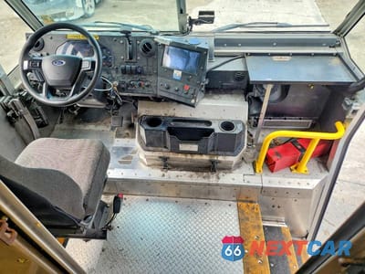 Zdjęcie 8 z 13 samochodu: 2021 FORD F59 DELIVERY TRUCK VIN:1F65F5KN4M0A04698 - miniatura