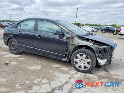 Czwarte zdjęcie samochodu z boku: 2010 HONDA CIVIC LX VIN:19XFA1F50AE028440 - miniatura