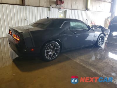 Trzecie zdjęcie samochodu z tyłu: 2017 DODGE CHALLENGER R VIN:2C3CDZFJ1HH578593 - miniatura