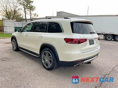 Trzecie zdjęcie samochodu z tyłu: 2021 MERCEDES-BENZ GLS 450 4MATIC VIN:4JGFF5KE5MA351478 - miniatura