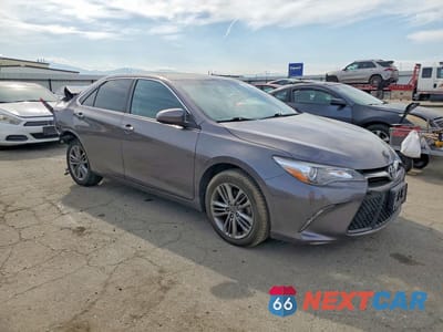 Czwarte zdjęcie samochodu z boku: 2015 TOYOTA CAMRY SE VIN:4T1BF1FK5FU059631 - miniatura