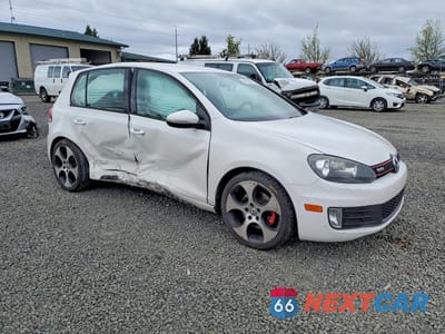 Czwarte zdjęcie samochodu z boku: 2011 VOLKSWAGEN GTI VIN:WVWHD7AJ6BW187834 - miniatura