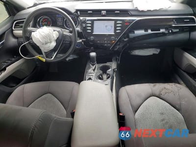 Zdjęcie 8 z 11 samochodu: 2018 TOYOTA CAMRY LE VIN:4T1B31HKXJU502211 - miniatura