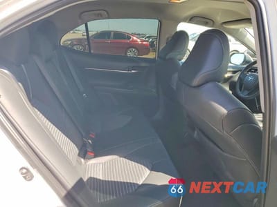 Zdjęcie 10 z 13 samochodu: 2021 TOYOTA CAMRY SE VIN:4T1G11AK4MU528605 - miniatura