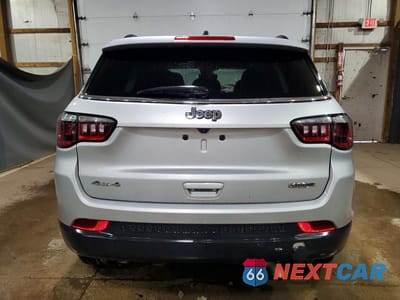 Zdjęcie 6 z 13 samochodu: 2024 JEEP COMPASS LATITUDE VIN:3C4NJDBN3RT117803 - miniatura