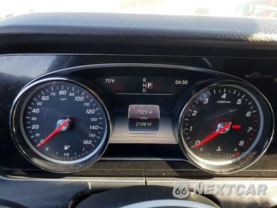 Zdjęcie 9 z 12 samochodu: 2017 MERCEDES-BENZ E 300 VIN:WDDZF4JBXHA033046 - miniatura