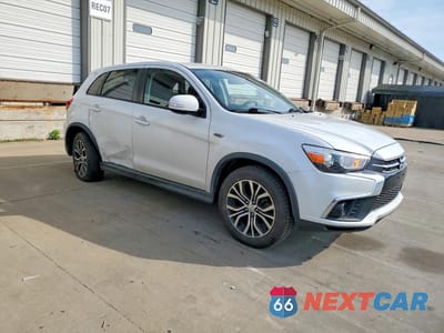 Czwarte zdjęcie samochodu z boku: 2019 MITSUBISHI OUTLANDER SPORT ES VIN:JA4AR3AU8KU026123 - miniatura