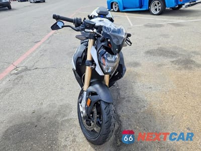 Drugie zdjęcie samochodu z przodu: 2022 BMW S 1000 R VIN:WB10E5301N6F54792 - miniatura