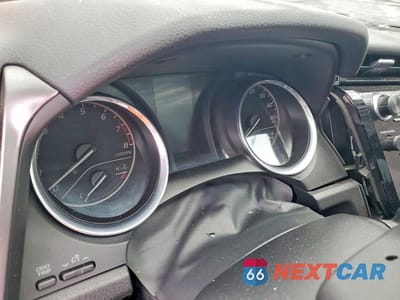 Zdjęcie 9 z 12 samochodu: 2020 TOYOTA CAMRY SE VIN:4T1G11AK6LU875089 - miniatura