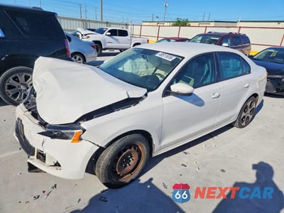 2014 VOLKSWAGEN JETTA SE 3VWD07AJ4EM379779 - główne zdjęcie licytacji z USA - miniatura