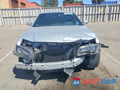Piąte zdjęcie samochodu w środku: 2022 CHRYSLER 300 S VIN:2C3CCABG7NH236401 - miniatura