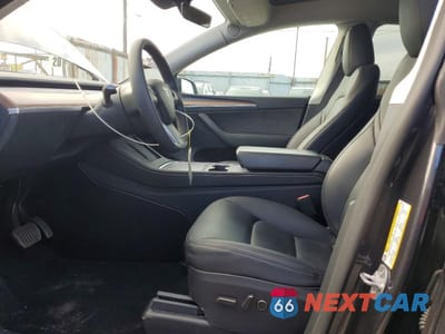 Zdjęcie 7 z 12 samochodu: 2025 TESLA MODEL Y VIN:7SAYGDED5SF249158 - miniatura