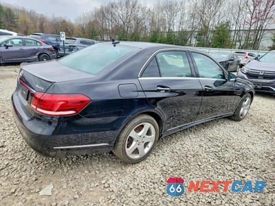 Trzecie zdjęcie samochodu z tyłu: 2016 MERCEDES-BENZ E 350 4MATIC VIN:WDDHF8JB9GB252155 - miniatura