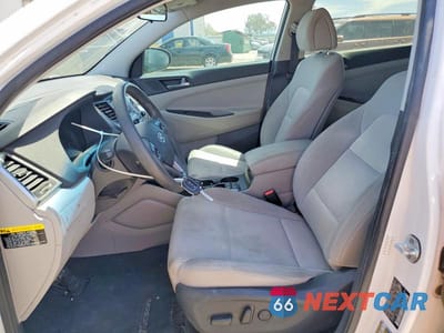 Zdjęcie 7 z 12 samochodu: 2017 HYUNDAI TUCSON SE VIN:KM8J3CA41HU325478 - miniatura