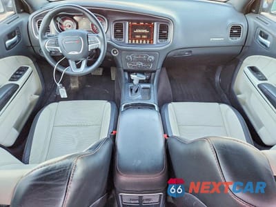 Zdjęcie 8 z 12 samochodu: 2017 DODGE CHARGER SXT VIN:2C3CDXJG2HH614310 - miniatura