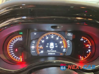 Zdjęcie 9 z 13 samochodu: 2024 DODGE DURANGO SRT 392 VIN:1C4SDJGJ4RC239662 - miniatura