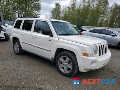 Czwarte zdjęcie samochodu z boku: 2010 JEEP PATRIOT SPORT VIN:1J4NF2GB9AD622365 - miniatura