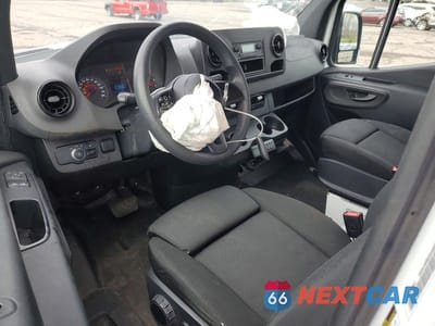 Zdjęcie 8 z 14 samochodu: 2023 MERCEDES-BENZ SPRINTER VIN:W1Y70BGY3PT129621 - miniatura