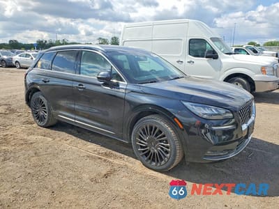 Czwarte zdjęcie samochodu z boku: 2020 LINCOLN CORSAIR RESERVE VIN:5LMCJ2D91LUL22778 - miniatura