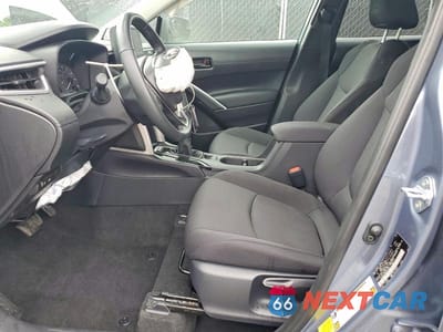 Zdjęcie 7 z 13 samochodu: 2025 TOYOTA COROLLA CROSS LE VIN:7MUCAAAG9SV147015 - miniatura