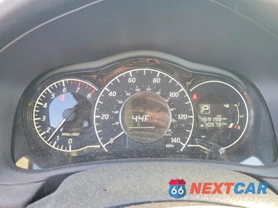 Zdjęcie 9 z 12 samochodu: 2018 NISSAN VERSA NOTE SV VIN:3N1CE2CP4JL355327 - miniatura